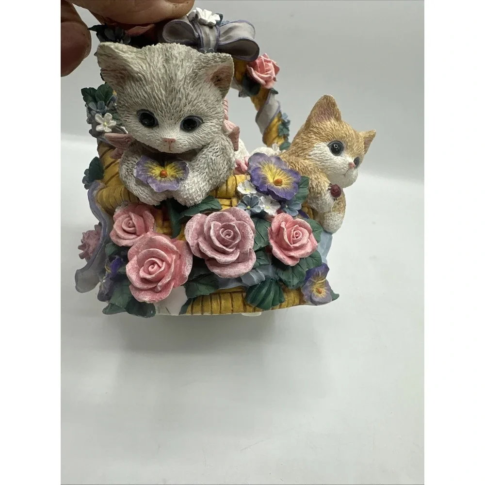 The San Francisco Music Box Company 229751 Kittens In A Basket Fur Elise
